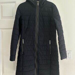 Michael Kors Black Puffer Jacket with Weather-Resistant Finish